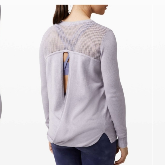 Lululemon Back to Balance sweater in lilac size 6 - Picture 4 of 4